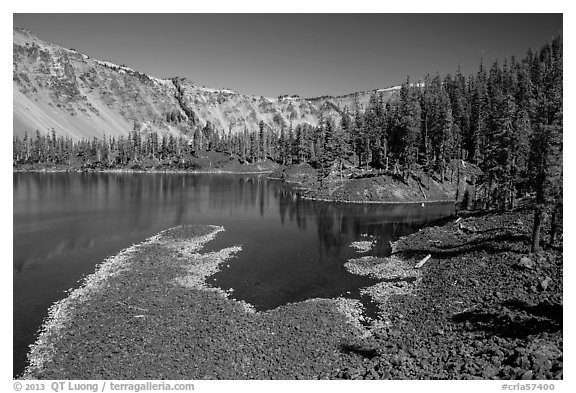 Fumarole Bay, Wizard Island. Crater Lake National Park (black and white)