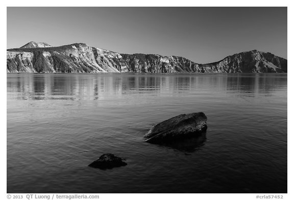 Rocks in lake, Cleetwood Cove. Crater Lake National Park (black and white)