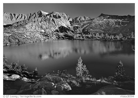 Woods Lake, late afternoon. Kings Canyon National Park (black and white)