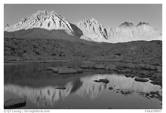 Agassiz, Winchell, Thunderbolt, Starlight, North Palissade reflected at sunset, Dusy Basin. Kings Canyon National Park, California, USA.