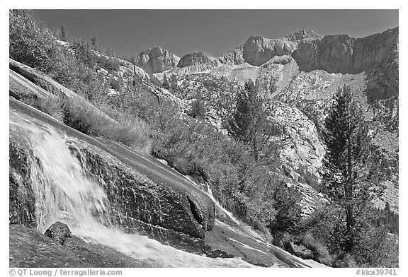 Waterfall, and mountains, Le Conte Canyon. Kings Canyon National Park, California, USA.