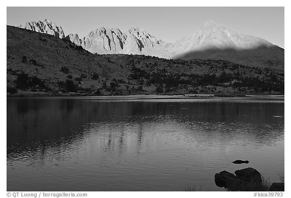 Palissades and Columbine Peak reflected in lake at sunset. Kings Canyon National Park, California, USA.