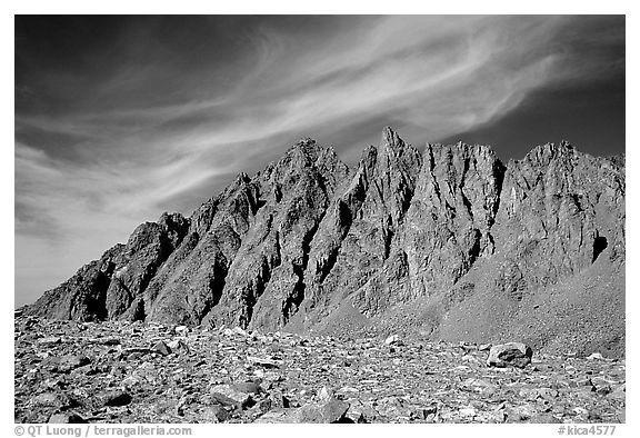 Mt Agasiz above Bishop Pass, afternoon. Kings Canyon National Park (black and white)