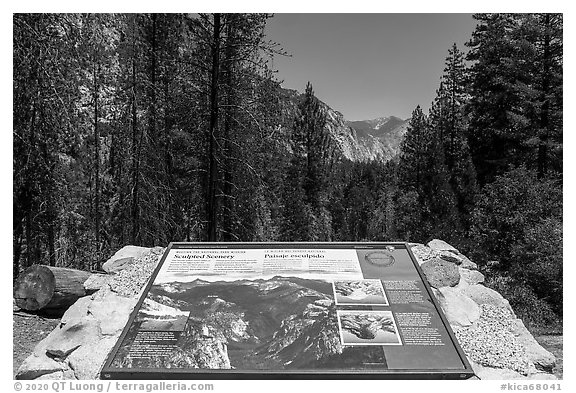 Sculpted Scenery Interpretive Sign. Kings Canyon National Park (black and white)
