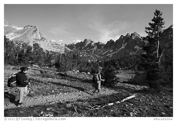 Women Backpackers approaching Kearsarge Pinnacles. Kings Canyon National Park (black and white)