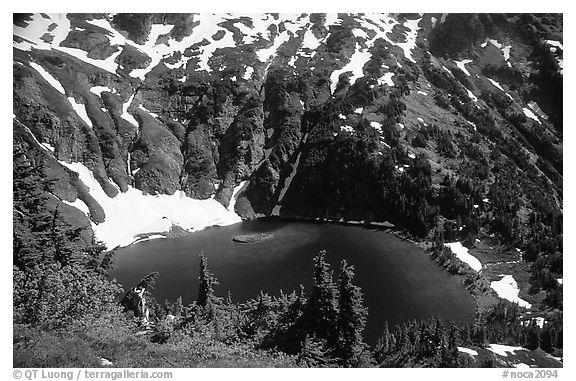 Doubtful Lake, North Cascades National Park. Washington, USA.