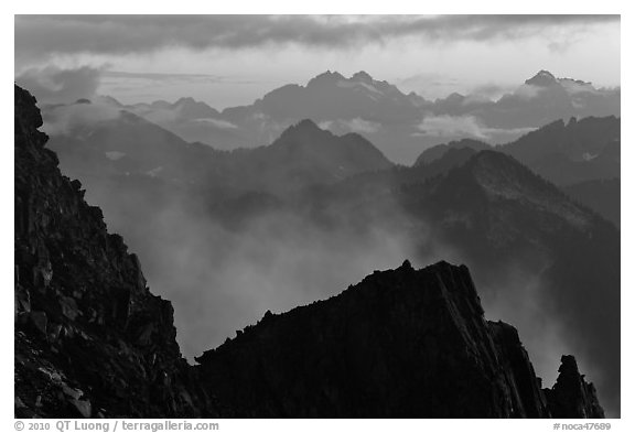 Receding mountain ridges, North Cascades National Park. Washington, USA.