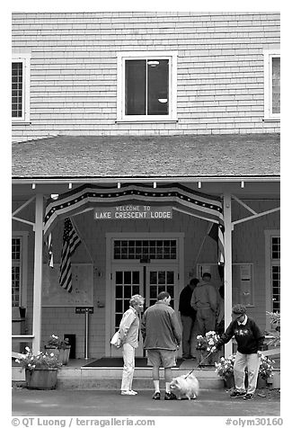 Crescent Lake Lodge Entrance. Olympic National Park, Washington, USA.