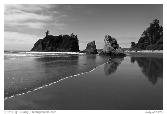 Ruby Beach, afternoon. Olympic National Park (black and white)
