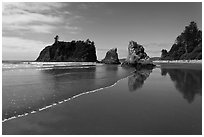 Ruby Beach, afternoon. Olympic National Park, Washington, USA. (black and white)