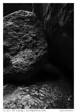 Running water, boulders, Bear Gulch cave. Pinnacles National Park (black and white)