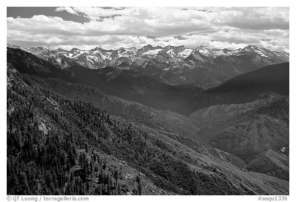 Panorama of  Western Divide from Moro Rock. Sequoia National Park, California, USA.