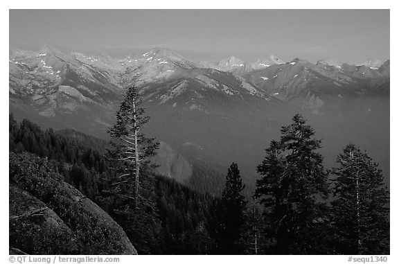 Western Divide, sunset. Sequoia National Park, California, USA.