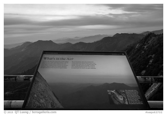 Air quality interpretive sign. Sequoia National Park (black and white)