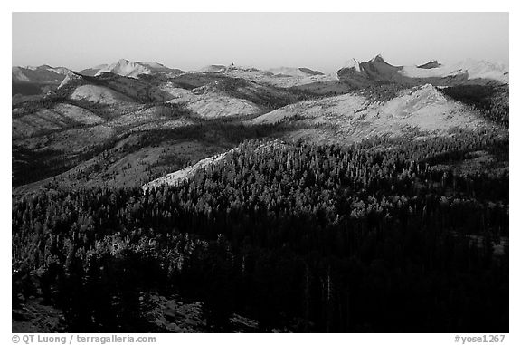 Cathedral Range seen from Clouds Rest, sunset. Yosemite National Park, California, USA.