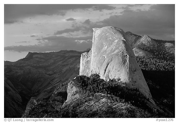 Half-Dome, sunset. Yosemite National Park, California, USA.