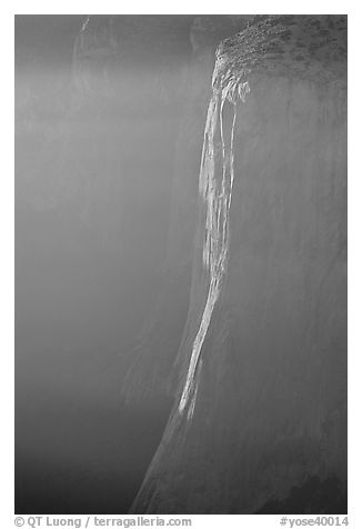 Last sunrays outline  Nose of El Capitain. Yosemite National Park, California, USA.