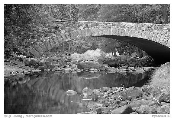 Bridge over the Merced River. Yosemite National Park (black and white)