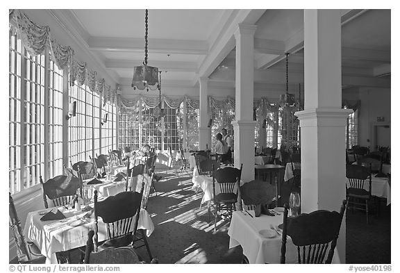 Dinning room, Wawona lodge. Yosemite National Park (black and white)