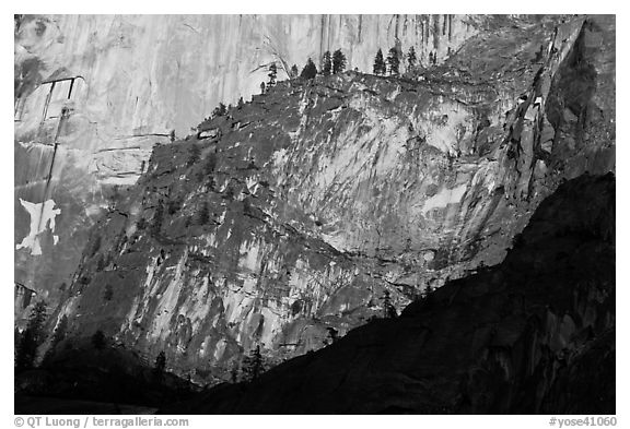 Ridges at the base of Half-Dome. Yosemite National Park (black and white)