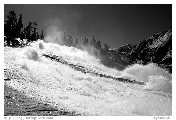 Turbulent waters of Waterwheel Falls in early summer. Yosemite National Park, California, USA.