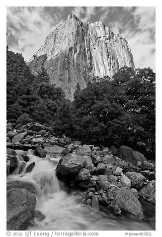 West face of El Capitan and creek. Yosemite National Park (black and white)