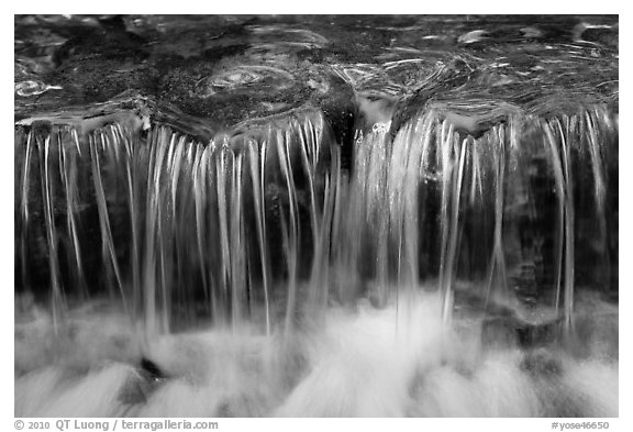 Cascading water, Fern Spring. Yosemite National Park (black and white)