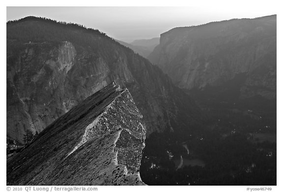 Diving Board, Glacier Point, and Yosemite Valley, sunset. Yosemite National Park (black and white)