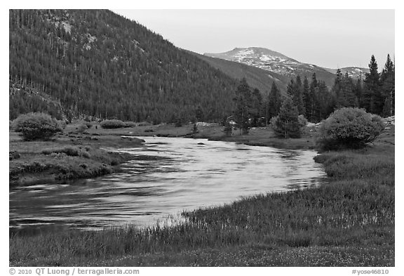 Tuolumne River in Lyell Canyon, sunset. Yosemite National Park (black and white)