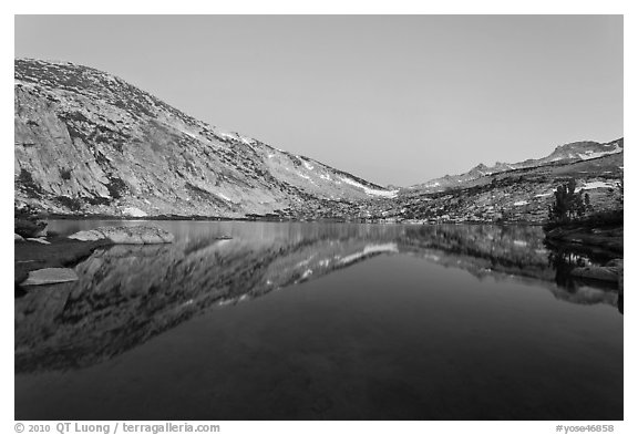 Vogelsang Lake at dusk. Yosemite National Park (black and white)