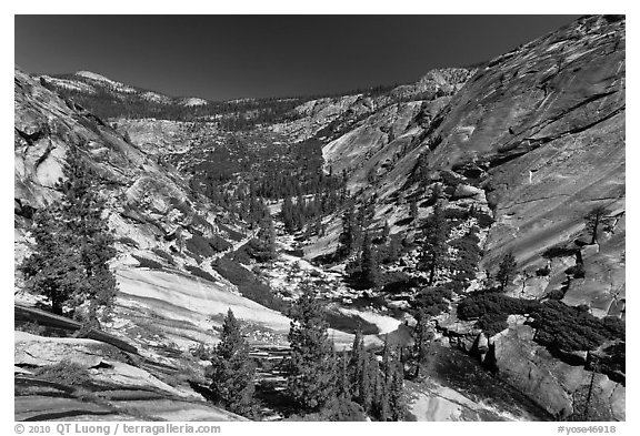 Merced River flowing down through Upper Merced River Canyon. Yosemite National Park (black and white)