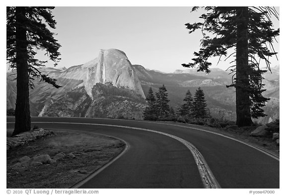 Road and Half-Dome. Yosemite National Park (black and white)