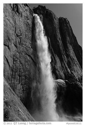 Upper Yosemite Falls, morning. Yosemite National Park, California, USA.