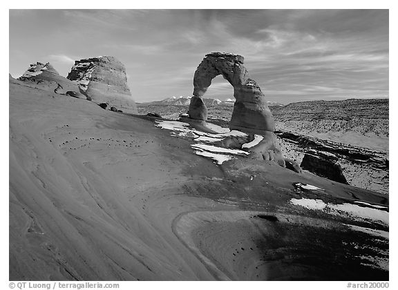Delicate Arch, winter sunset. Arches National Park (black and white)