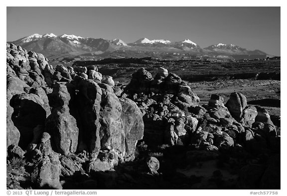 Fiery Furnace and La Sal Mountains. Arches National Park, Utah, USA.