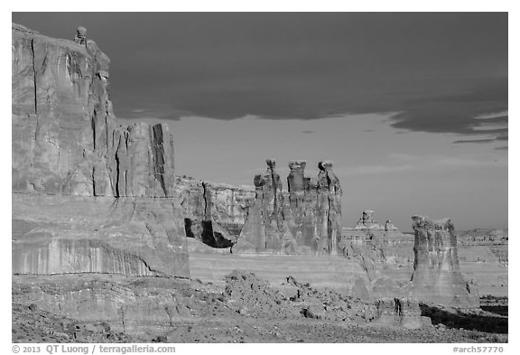 Three Gossips and Courthouse towers, early morning. Arches National Park (black and white)