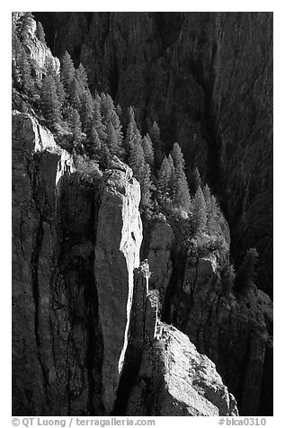 Island peaks at sunset, North rim. Black Canyon of the Gunnison National Park (black and white)
