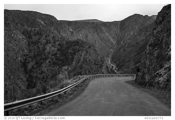 East Portal Road. Black Canyon of the Gunnison National Park (black and white)