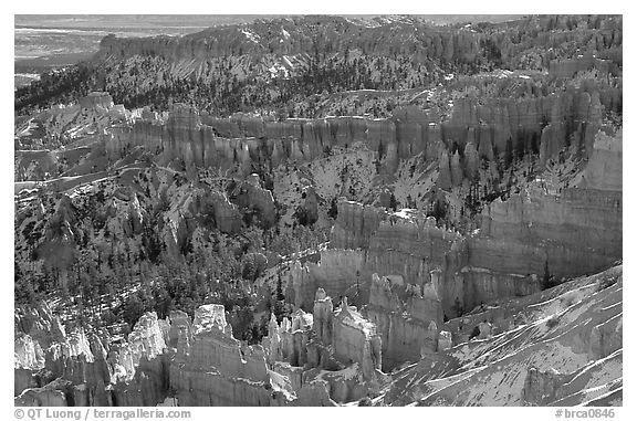 Hoodoos and blue snow from Inspiration Point. Bryce Canyon National Park, Utah, USA.