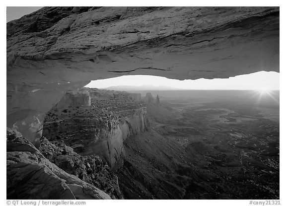 Sunrise through Mesa Arch, Island in the Sky. Canyonlands National Park, Utah, USA.