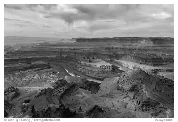 Dead Horse Point view with virgas. Canyonlands National Park, Utah, USA.