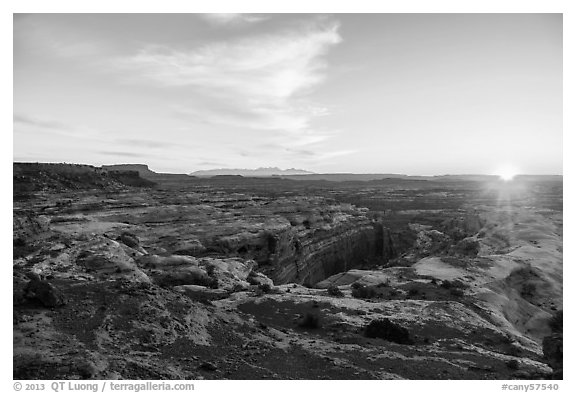 Sunrise over Jasper Canyon from Petes Mesa. Canyonlands National Park (black and white)