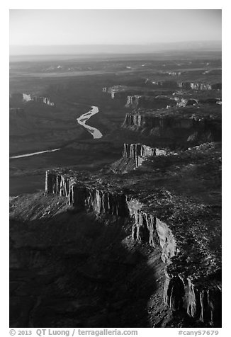 Aerial View of cliffs bordering Green River. Canyonlands National Park, Utah, USA.