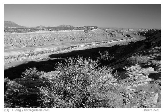 Strike Valley overlook view, late afternoon. Capitol Reef National Park, Utah, USA.