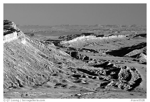 Waterpocket Fold from Strike Valley overlook, late afternoon. Capitol Reef National Park (black and white)