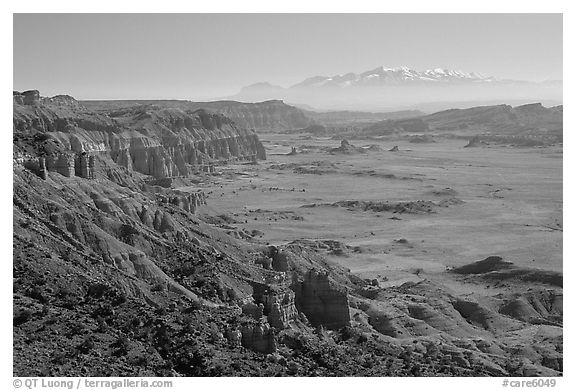 Upper Desert overlook, Cathedral Valley, mid-day. Capitol Reef National Park (black and white)