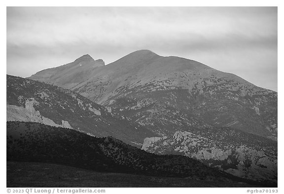 Wheeler Peak and Doso Doyabi, sunrise. Great Basin National Park, Nevada, USA.