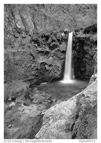 Mooney Falls. Grand Canyon National Park, Arizona, USA.