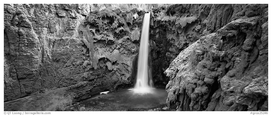 Mooney Fall and turquoise pool. Grand Canyon  National Park (black and white)