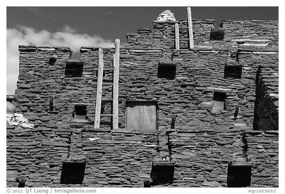 Facade of Hopi House. Grand Canyon National Park, Arizona, USA.